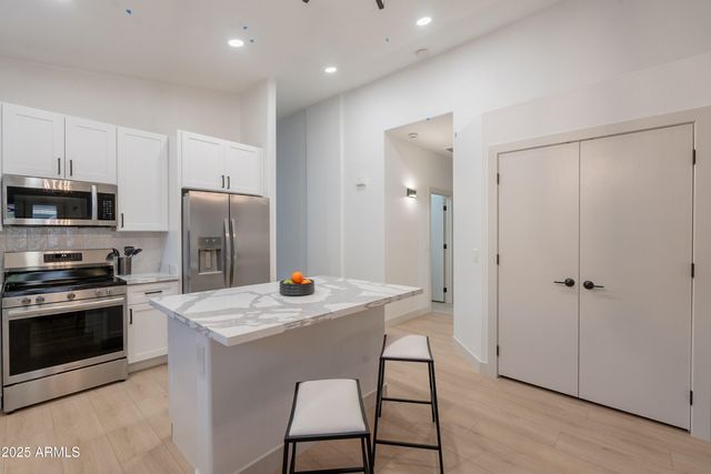 10510 E FLOWER Avenue, Mesa, AZ 85208