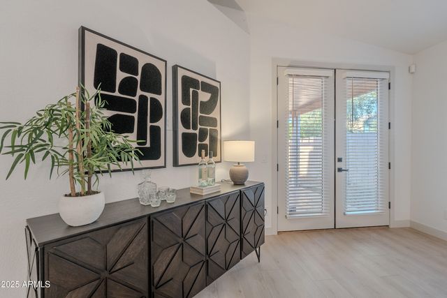 10510 E FLOWER Avenue, Mesa, AZ 85208