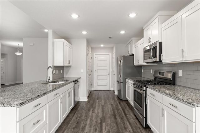 331 W Taverner Xing, Farmington, AR 72730