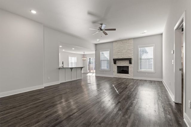 331 W Taverner Xing, Farmington, AR 72730