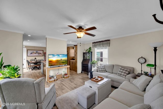 19 Otter Place, Whiting, NJ 08759