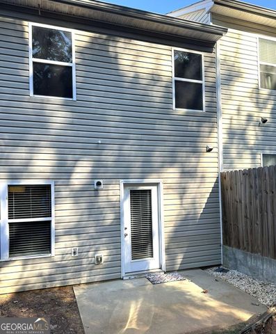 538 Oakside Place, Acworth, GA 30102