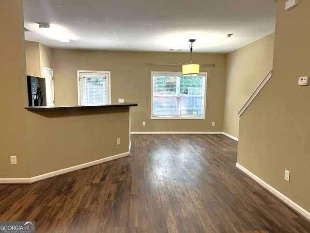 538 Oakside Place, Acworth, GA 30102
