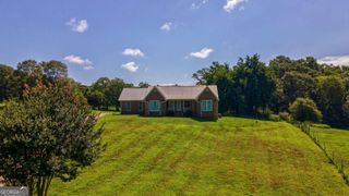 296 Emory Chambers Road, Lula, GA 30554