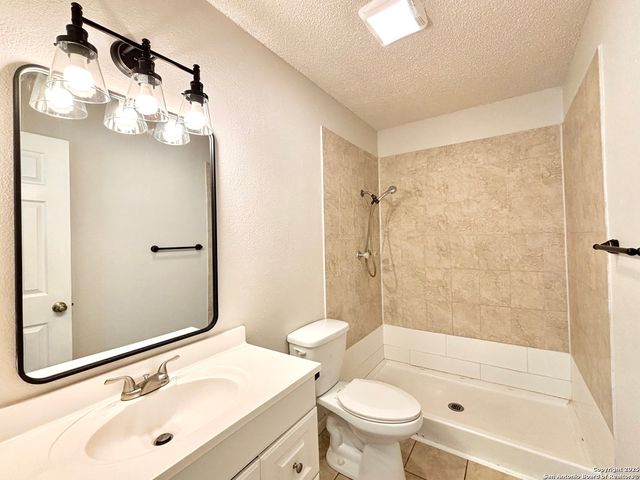 8417 E 7th, Converse, TX 78109