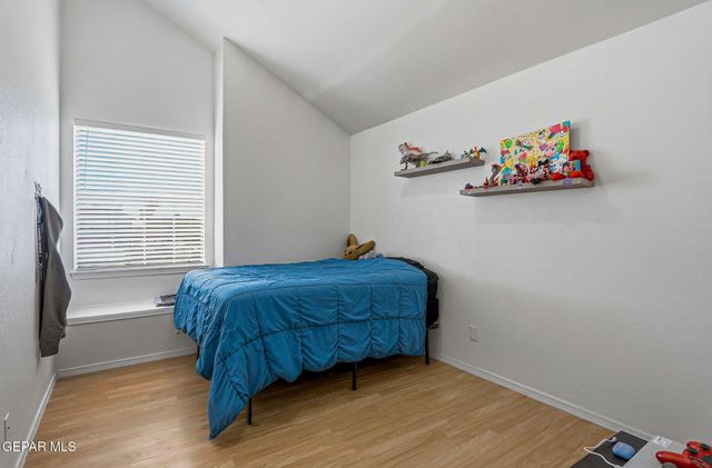 680 Sequeiros Court, El Paso, TX 79932