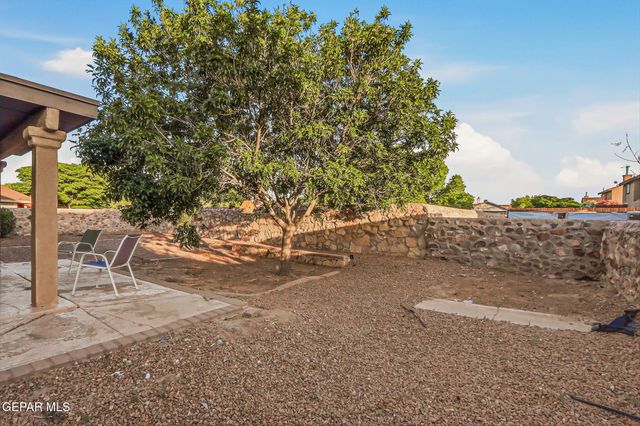 680 Sequeiros Court, El Paso, TX 79932