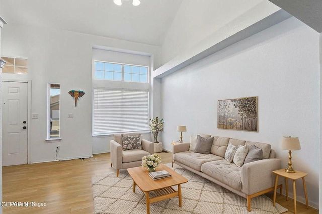 680 Sequeiros Court, El Paso, TX 79932