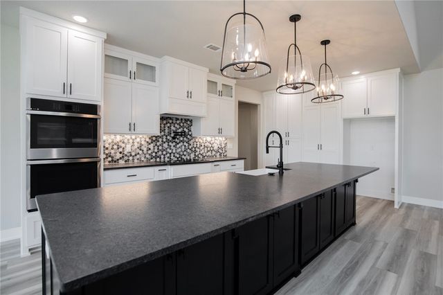 1905 Strong Avenue, Pea Ridge, AR 72751