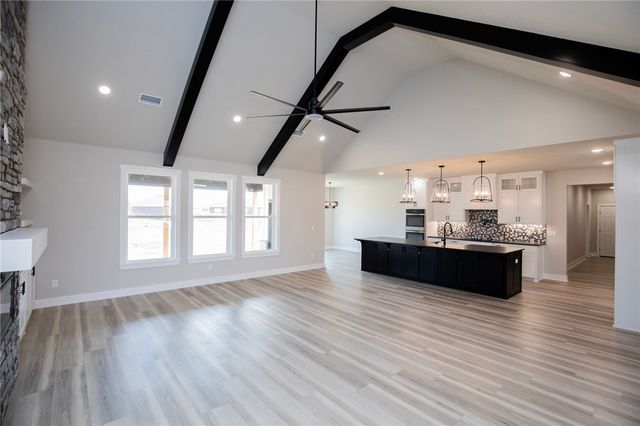 1905 Strong Avenue, Pea Ridge, AR 72751