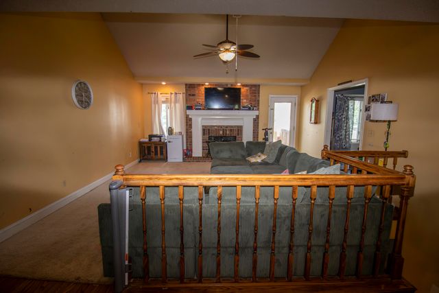 301 North Gregg Road, Nixa, MO 65714