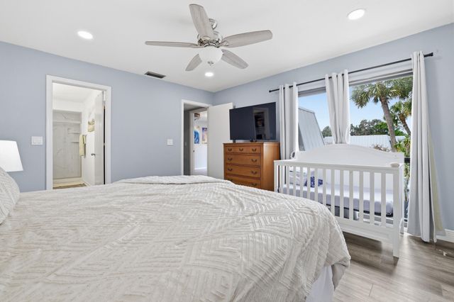 3832 SE Jefferson Street, Stuart, FL 34997