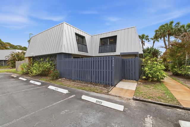 3832 SE Jefferson Street, Stuart, FL 34997