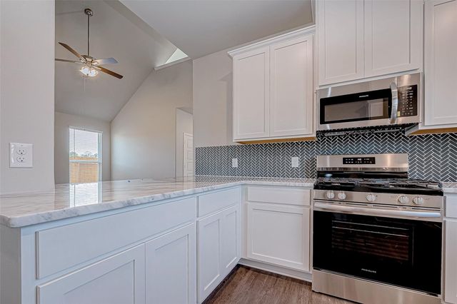 27278 Axis Deer Trail, Magnolia, TX 77354
