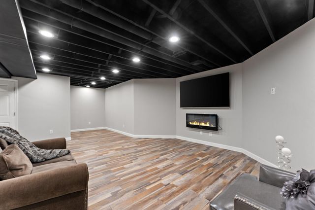 3467 Highland Court, Crown Point, IN 46307