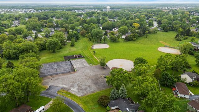 3467 Highland Court, Crown Point, IN 46307