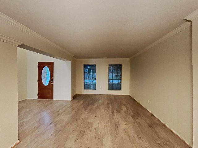 9818 Golden Prairie Lane, Houston, TX 77086