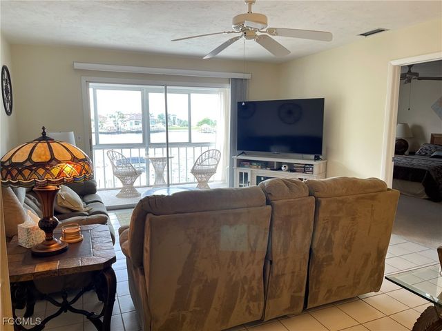 1714 Bikini CT 204, Cape Coral, FL 33904