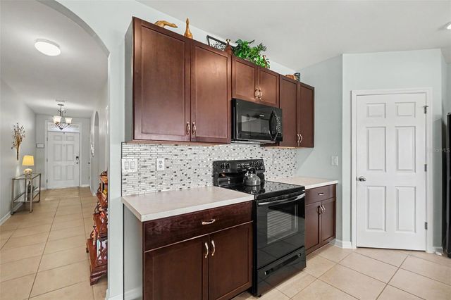7048 WATERFORD PARKWAY, Punta Gorda, FL 33950