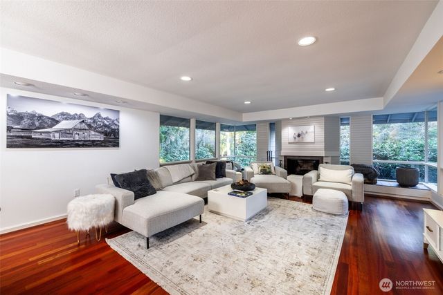 2619 Sahalee Drive W, Sammamish, WA 98074