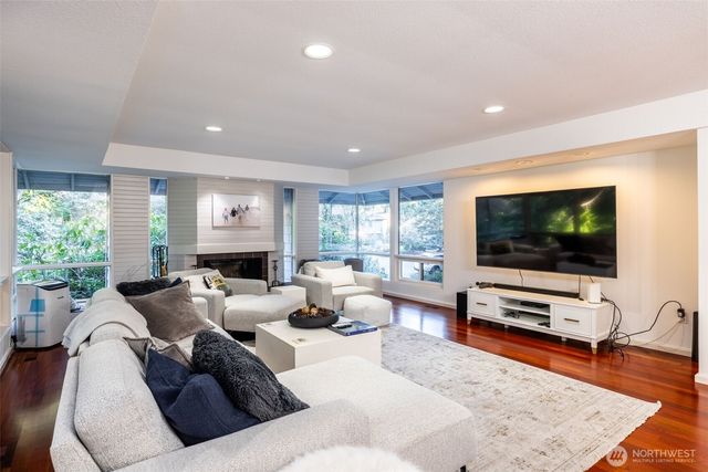 2619 Sahalee Drive W, Sammamish, WA 98074