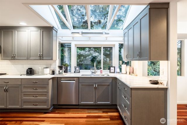 2619 Sahalee Drive W, Sammamish, WA 98074