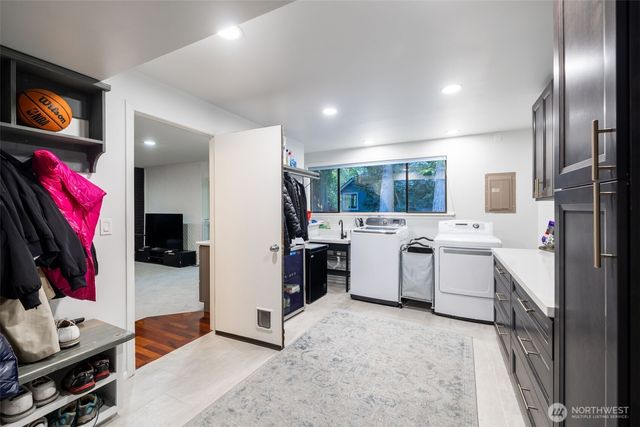 2619 Sahalee Drive W, Sammamish, WA 98074