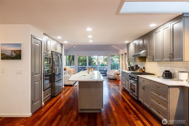 2619 Sahalee Drive W, Sammamish, WA 98074