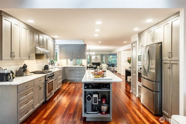 2619 Sahalee Drive W, Sammamish, WA 98074