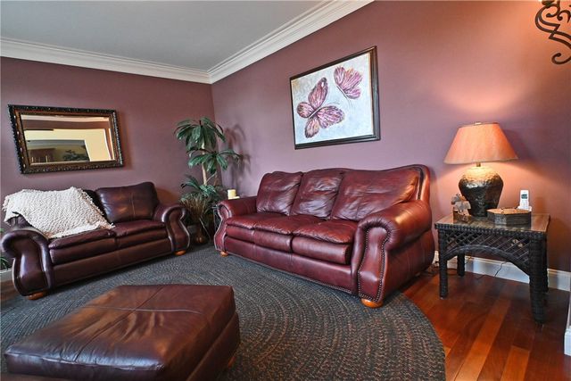 16 Chelsea Drive, Horseheads, NY 14845