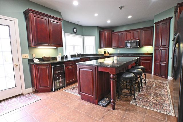 16 Chelsea Drive, Horseheads, NY 14845