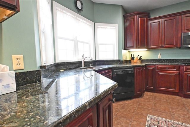 16 Chelsea Drive, Horseheads, NY 14845