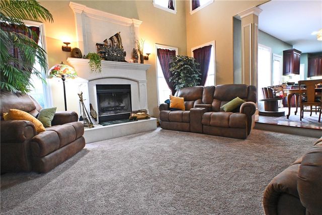 16 Chelsea Drive, Horseheads, NY 14845