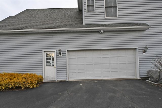 16 Chelsea Drive, Horseheads, NY 14845