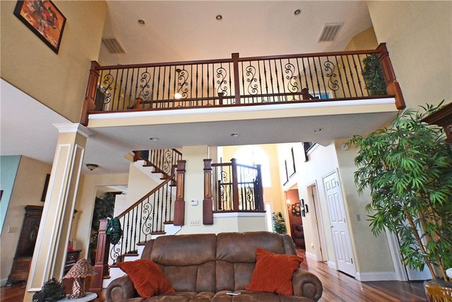 16 Chelsea Drive, Horseheads, NY 14845