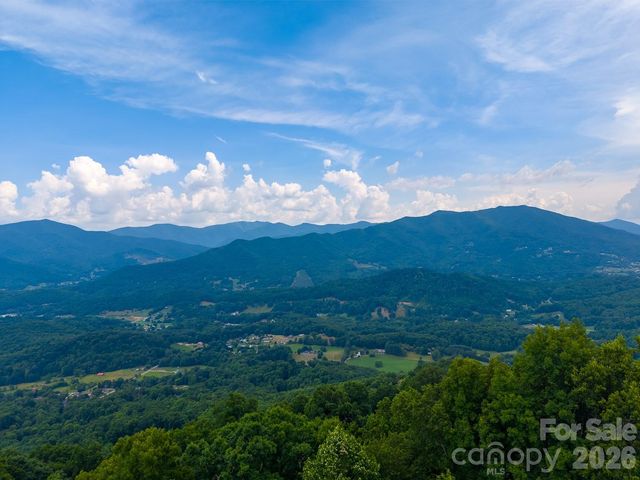 760 Woody Lane, Waynesville, NC 28786