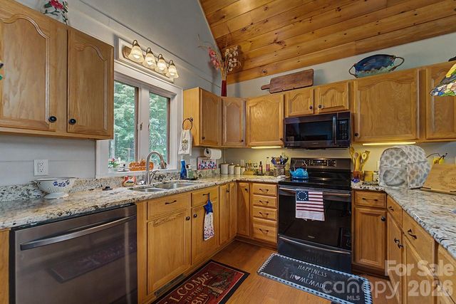 760 Woody Lane, Waynesville, NC 28786