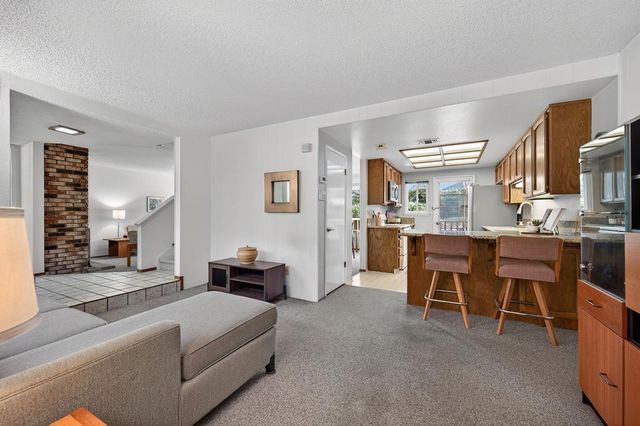 7059 Lompoc Ct, Citrus Heights, CA 95621