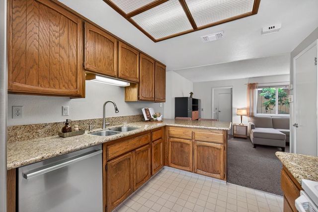 7059 Lompoc Ct, Citrus Heights, CA 95621