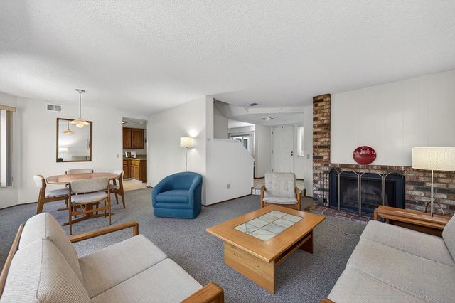 7059 Lompoc Ct, Citrus Heights, CA 95621