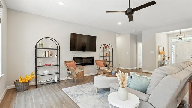 5080 Brandon Pines Way, Providence Forge, VA 23140