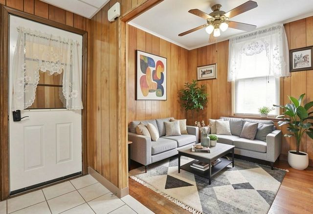 102 Kirtland St, Lynn, MA 01905