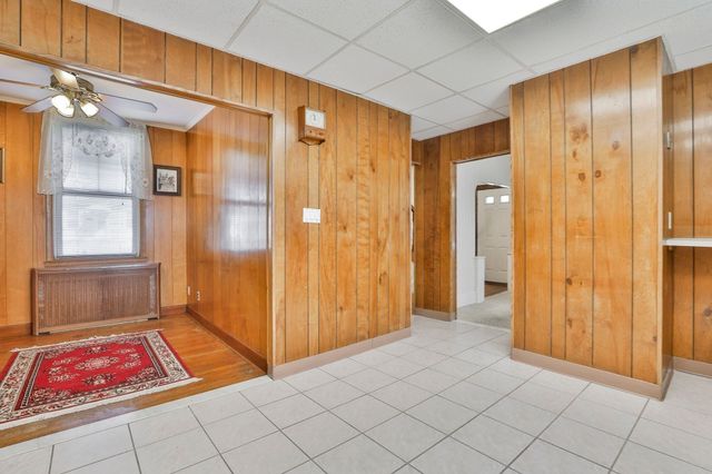 102 Kirtland St, Lynn, MA 01905