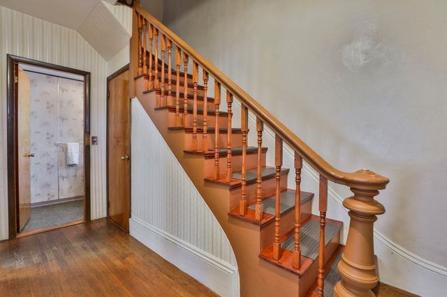 102 Kirtland St, Lynn, MA 01905
