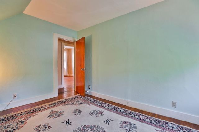102 Kirtland St, Lynn, MA 01905