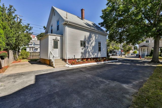 102 Kirtland St, Lynn, MA 01905