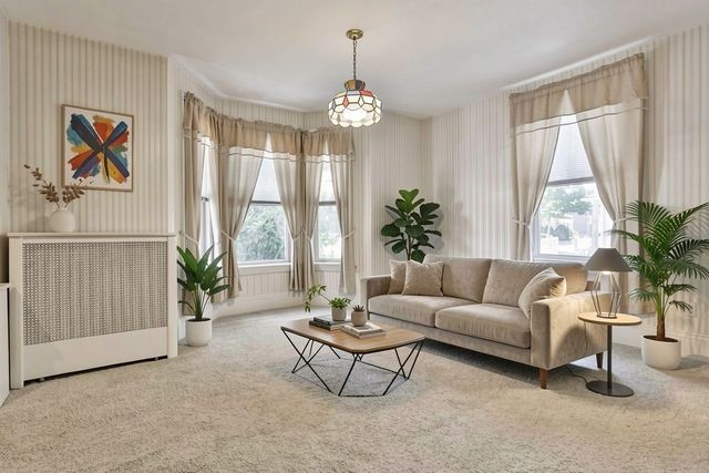 102 Kirtland St, Lynn, MA 01905