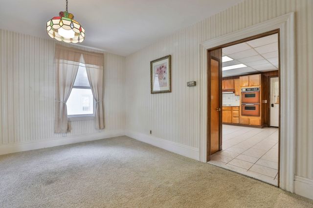 102 Kirtland St, Lynn, MA 01905