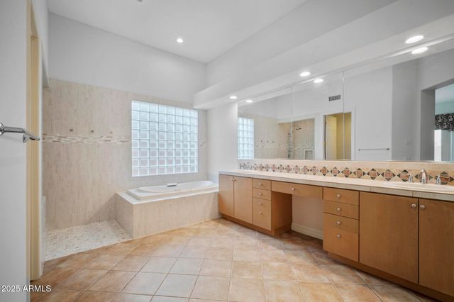 9359 E CAVALRY Drive, Scottsdale, AZ 85262