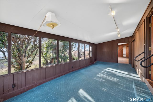 33 Briarwood Drive, Old Saybrook, CT 06475